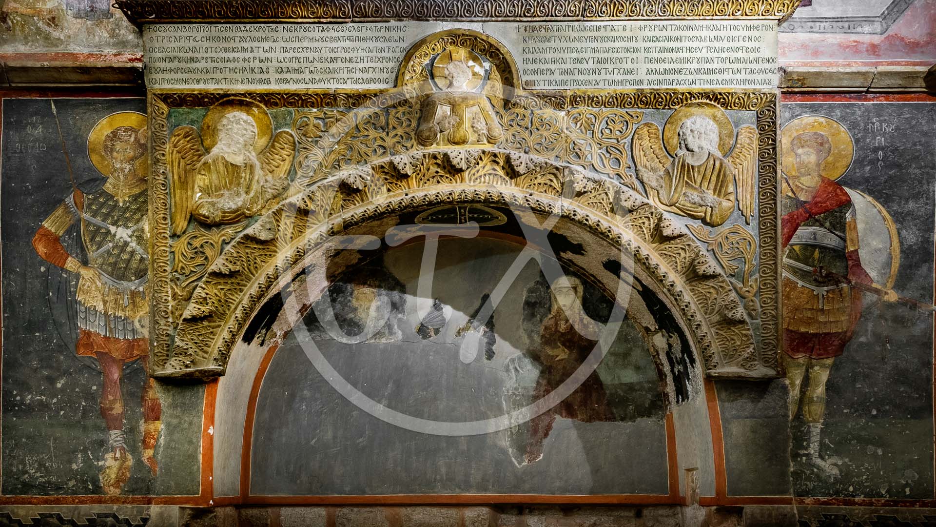 Ornate marble burial recess (arcosolium) flanked by warrior saints in the Chora Church Parekklesion - Ταφική εσοχή και Αρκοσόλιο